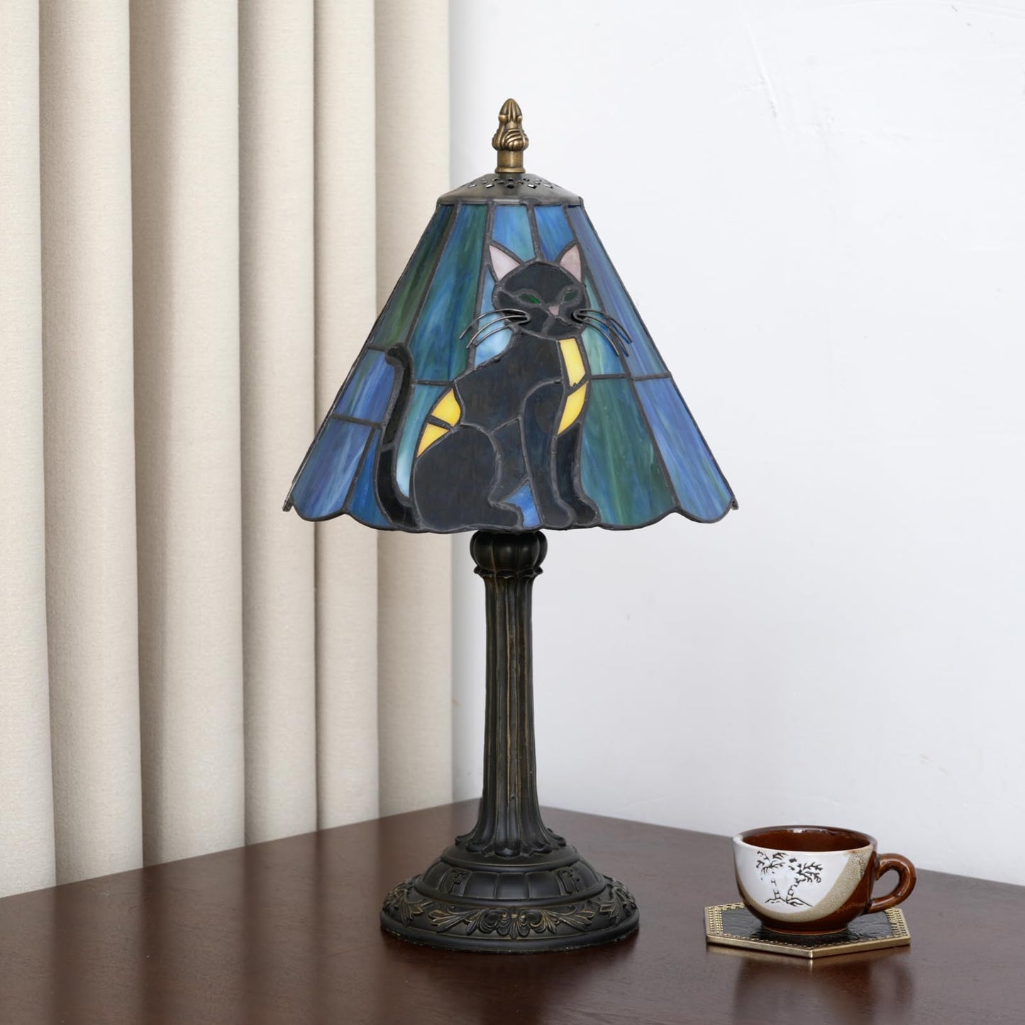 KIPHEPI Tiffany Lamp Stained Glass Table Lamp 8X8X14 Inches Black Cat Style Living Room Bedroom Dorm Kitchen Home Decor Festival Birthday Gift
