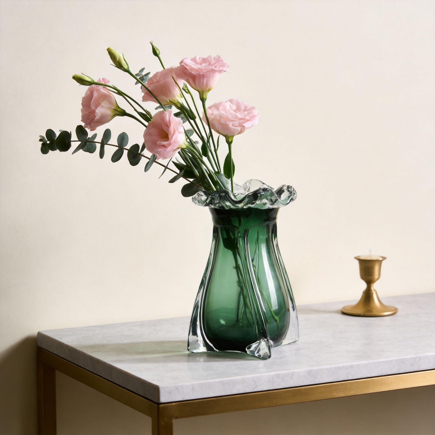 Hand Blown Glass vase, Modern Art Decorative vase, Green Glass vase Suitable for Decorating Living Room Dining Table Centers, TV cabinets, Offices, and entryway Side Tables.