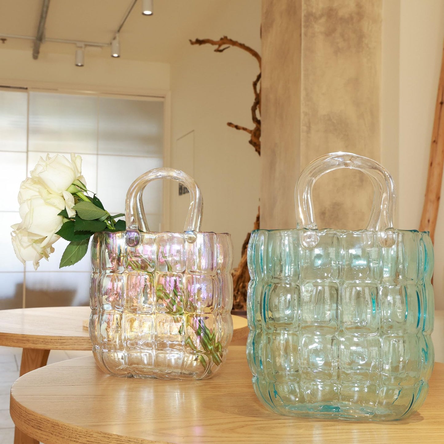 Glass vase - 10.6 inch Handbag-Shaped Woven vase That can be Filled with Water to Serve as a Fish Tank. Customized Gift Box Packaging is Available- Blue