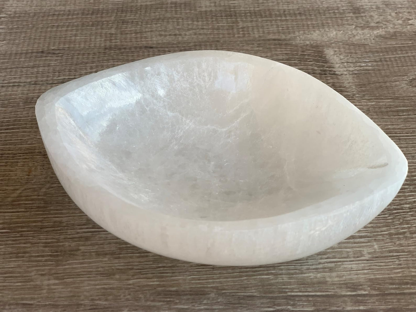 GAF TREASURES 5" Selenite Eye Shaped Bowl, Gemstone Carved Selenite Crystal, Meditation Bowl, Reiki Bowl, Jewelry Holder, Crown Chakra, Cleansing, Charging, Healing