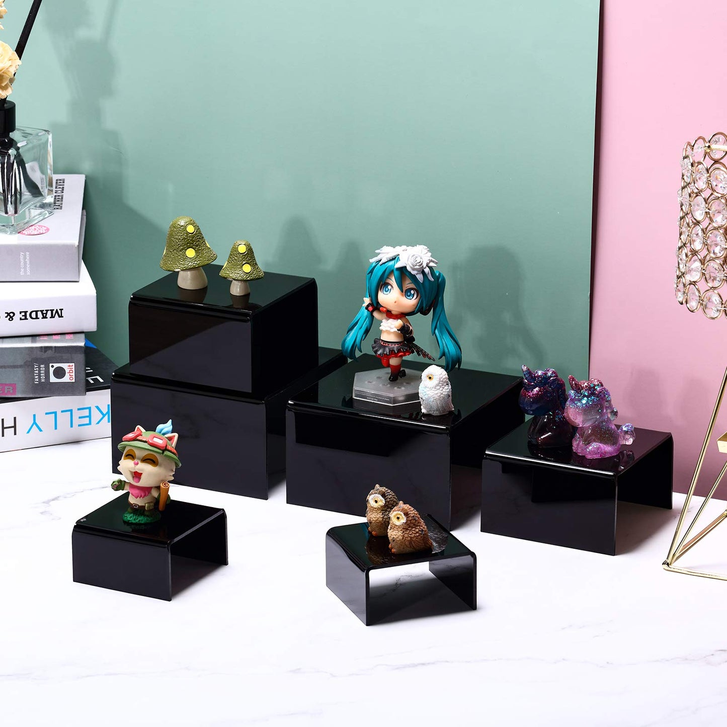 Chuangdi 2 Sets Acrylic Display Risers, Product Stand, Jewelry Display Riser Shelf Showcase Fixtures for Dessert Cupcake Candy Treat Action Figure Stand(Black)