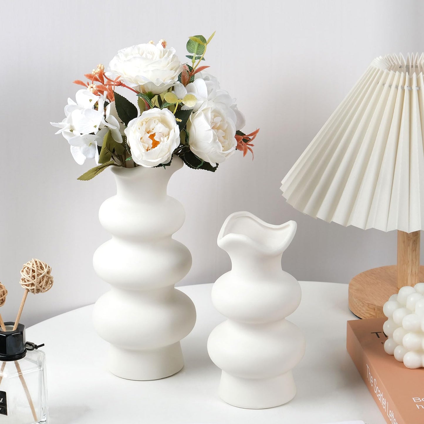 VanEnjoy Boho Unique Flower Vase - Modern Aesthetic Matte White 8.67 inch Ceramic Vase for Pampas Grass & Home Decor