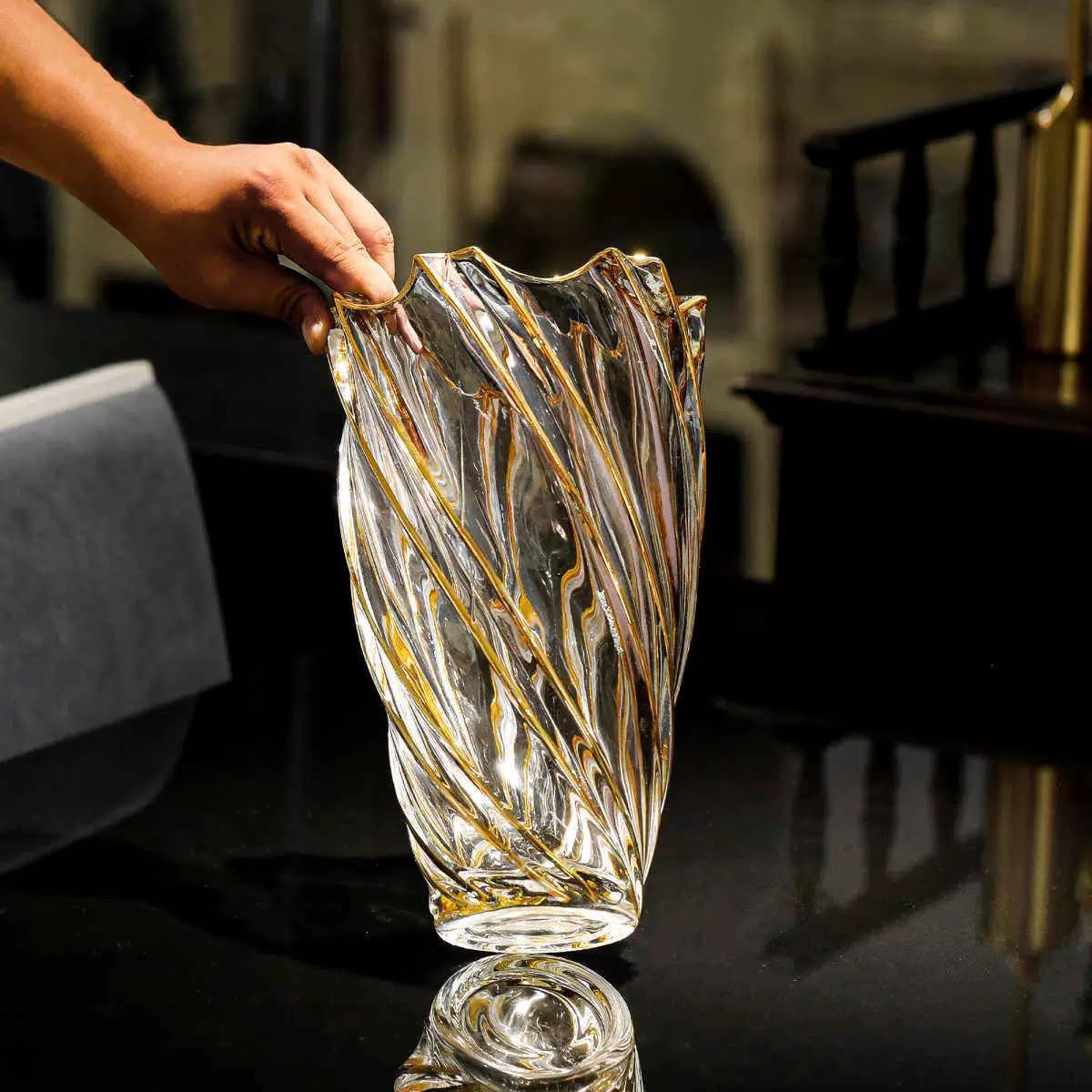 Hand Painted Gold Crystal Vase 11.2 inch Tall-Unique Whirlwind Shaped Glass Large Vase Home Office Decor for Living Room Dining Table Centerpieces, Birthday and Wedding.