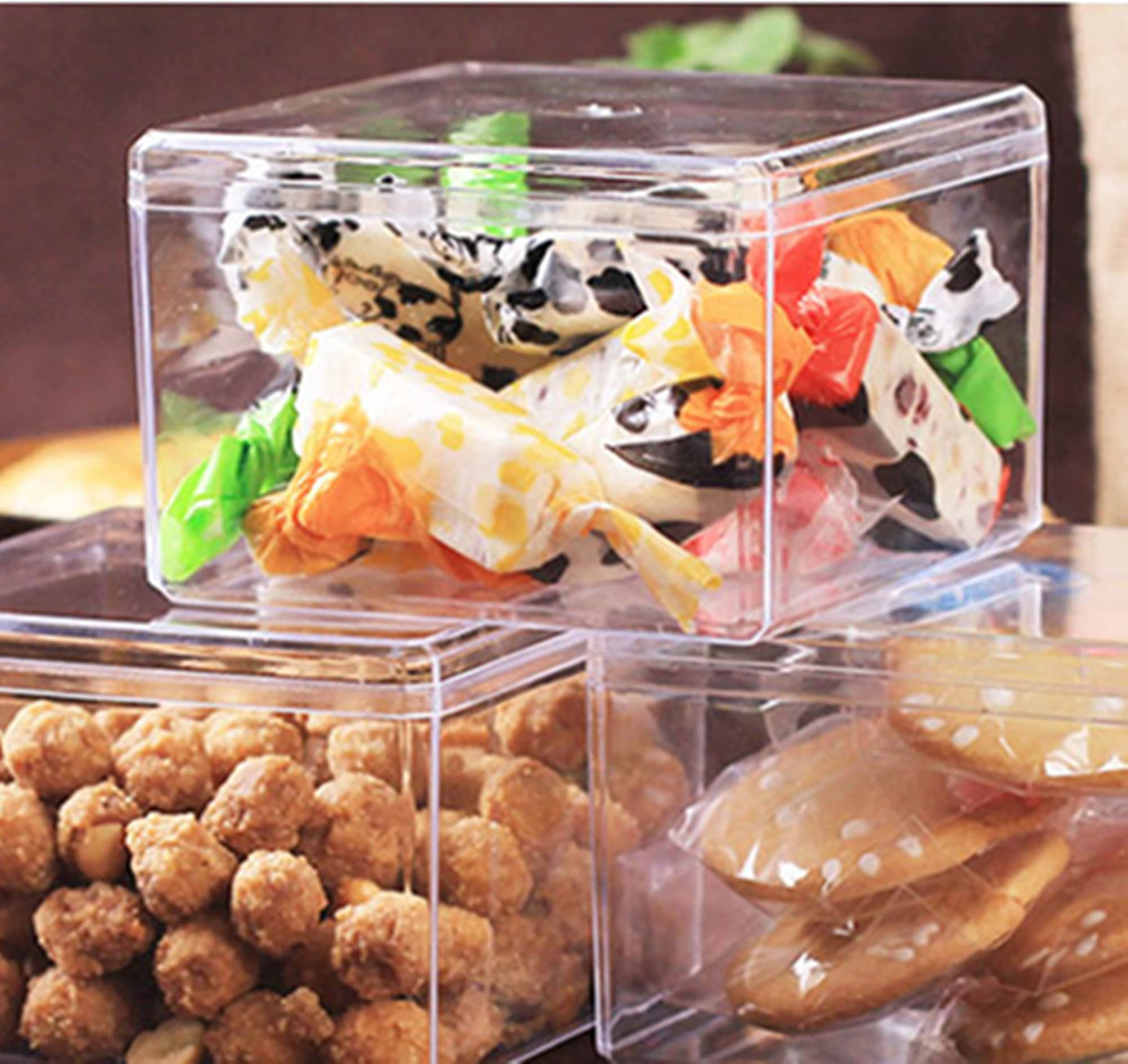 LOVPLAY Acrylic Box Clear Display Box Plastic Square Cube Acrylic Storage Containers Wedding Candy Box for Jewelry Collectibles, Minerals,Figurines 4x4x2.4Inch/100x100x60mm