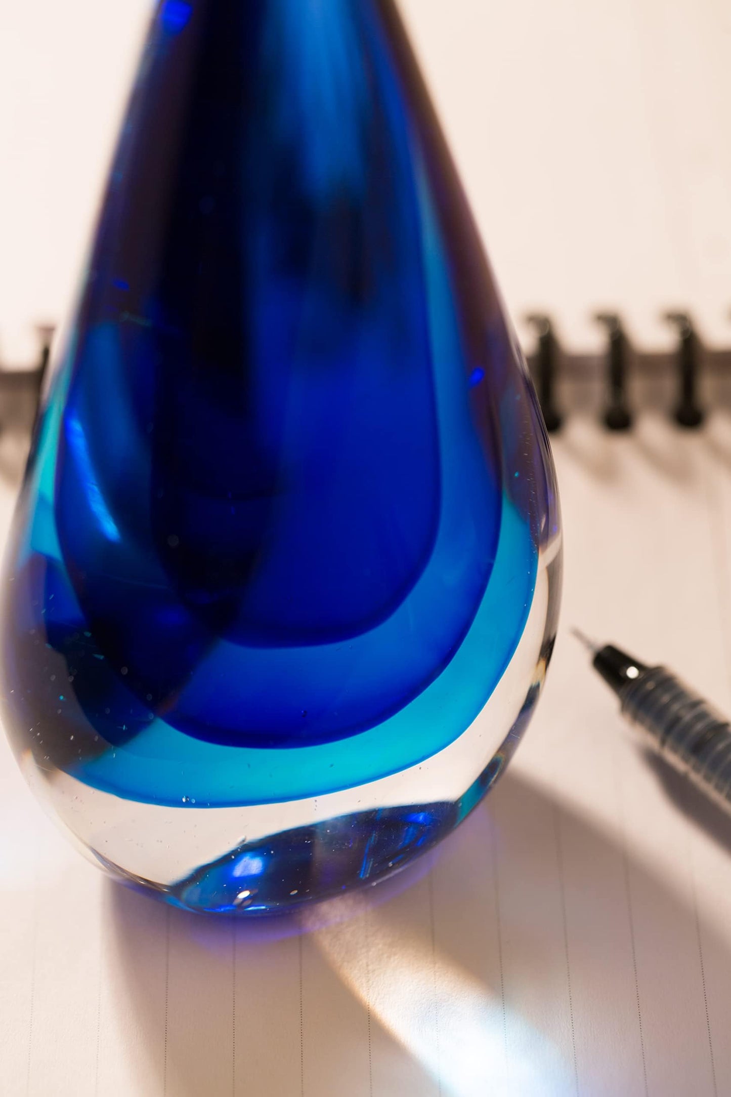 Yao Yuan Glass Sculpture Hand-Blown Murano-Style Glass Statue and Figurine, Blue Teardrop Decor