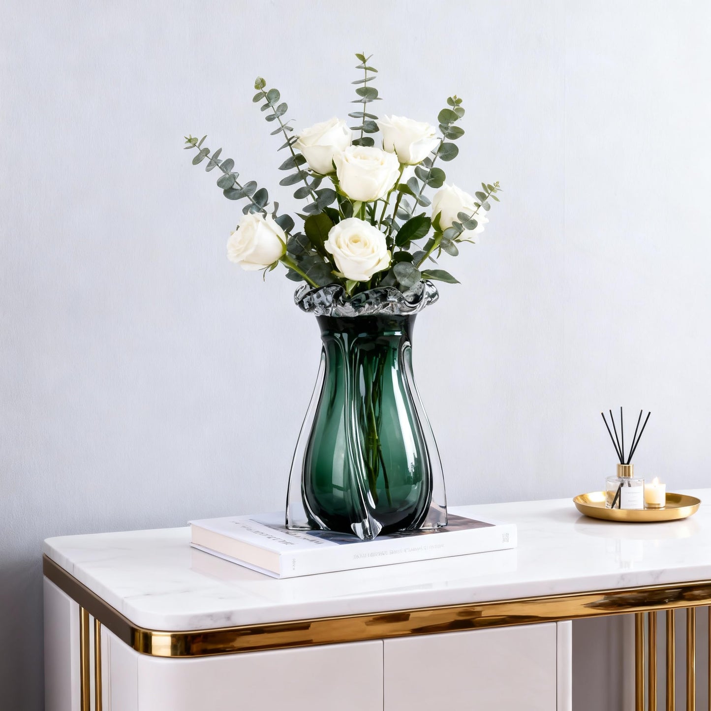Hand Blown Glass vase, Modern Art Decorative vase, Green Glass vase Suitable for Decorating Living Room Dining Table Centers, TV cabinets, Offices, and entryway Side Tables.