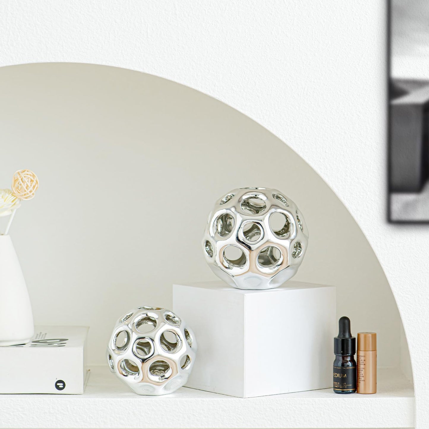 Silver Knot Orbs Decorative Objects, Modern Geometric Balls Centerpieces, Orb Knick Knacks Home Decor, Ceramic Coffee Table Sculptures for Living Room, Bedroom, Office Desktop, Bookshelf (Silver)