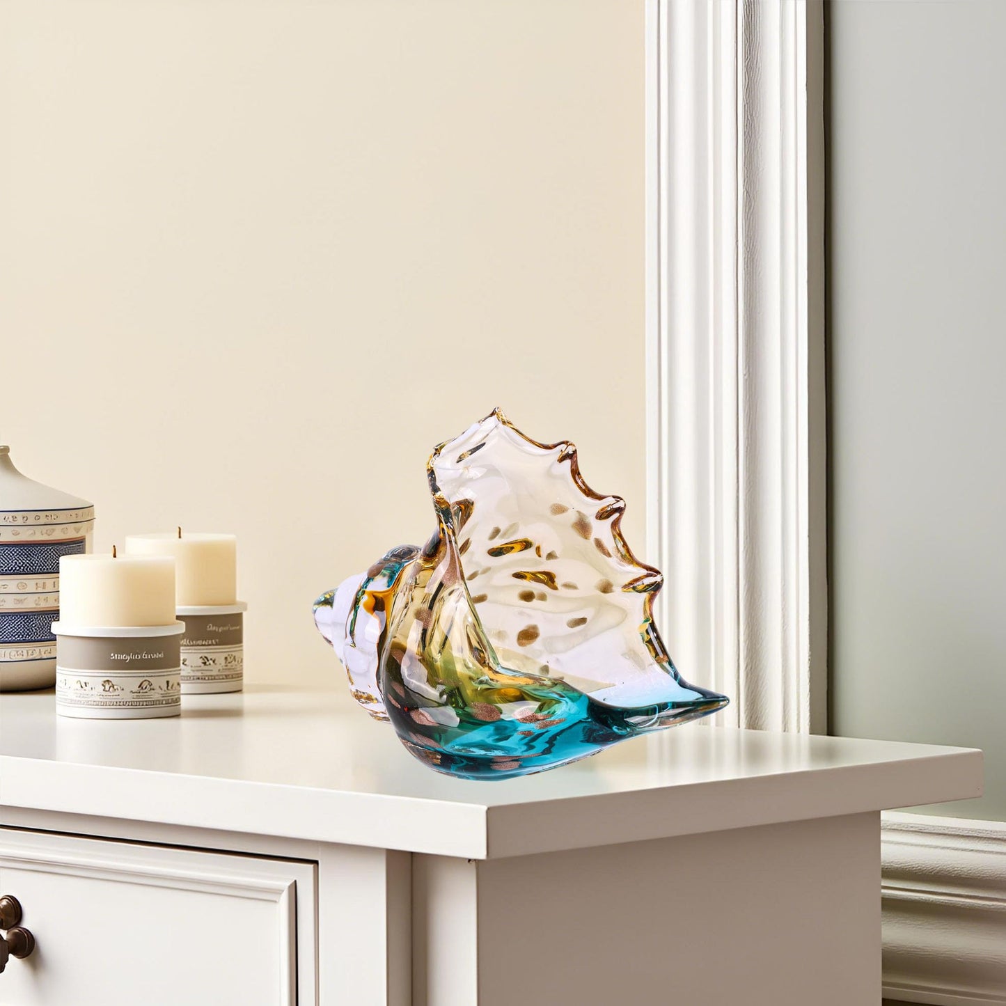 XMGZQ Hand Blown Glass Conch Statue,Sea Glass Art Figurine, Coastal Home Decor with Sea Shells, Living Room TV Stand Above Cabinet,Bookcase,Beach Decoration,Entryway Conch Horn Figurines