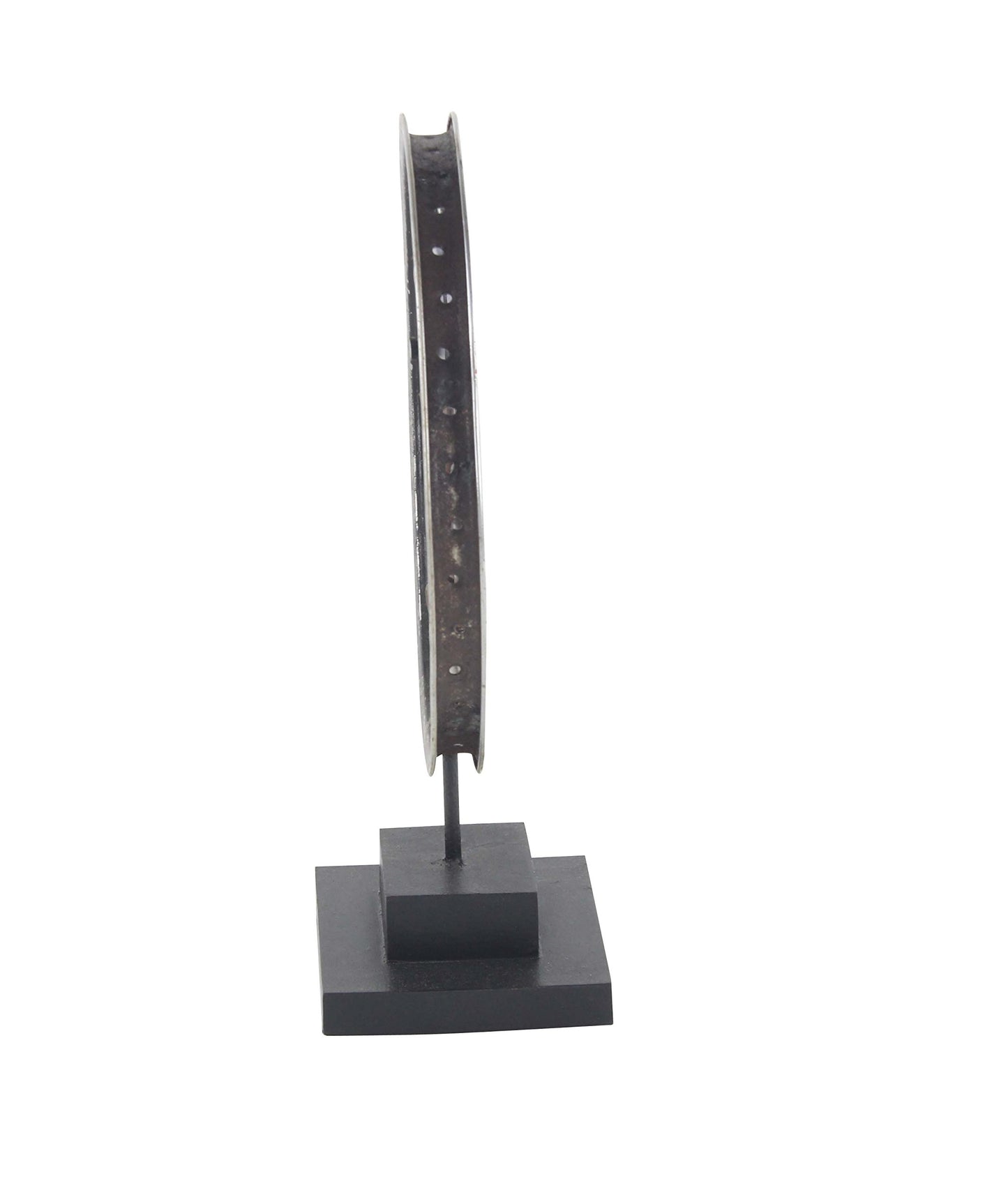 Deco 79 75582 Sculpture, Black/Blue/Red/Gray
