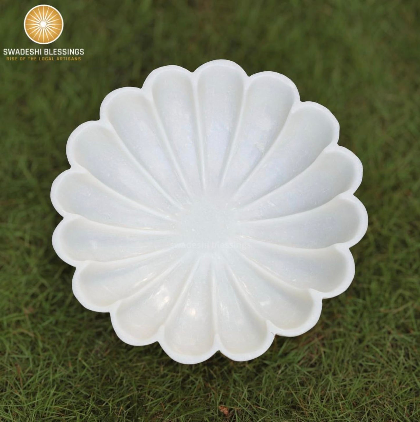 SWADESHI BLESSINGS HandCrafted Marble Decorative Bowl | White Ruffle Scalloped Fluted Key/Fruit Ring Dish | Organic Modern Home Decor (7 Inches)