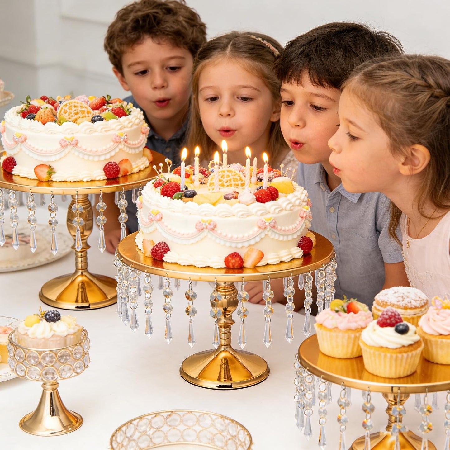 sansaieco 3 PCS Gold Cake Stand Set with Crystal Pendants - Dessert Table Display Set, Dazzling Metal Cake Holder Stand for Wedding, Party, Birthday, Baby Shower, Event Bridal Celebration