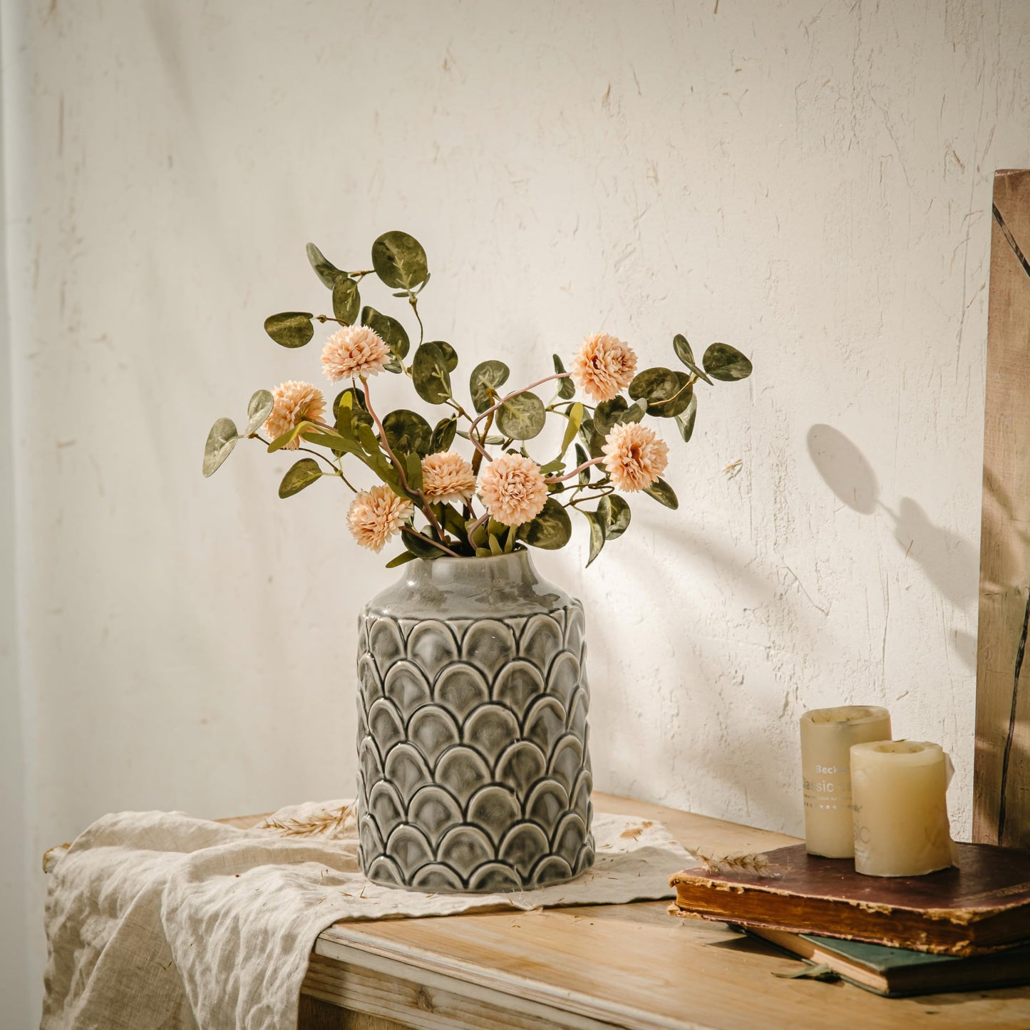 Ceramic Flower Vase, 7.28” Rustic Farmhouse Decorative Vase for Home Decor, Gray Textured Pottery Vase for Pampas Grass, Living Room, Entryway, Mantel, Kitchen Table, Centerpiece