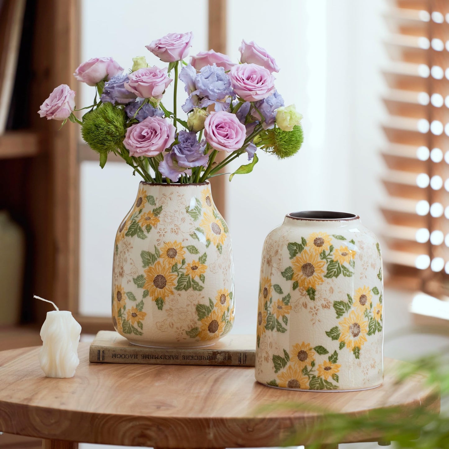 Loaesa Yellow Sunflower Floral Ceramic Vase, 7.7 Inch Chinoiserie Modern Aesthetic Rustic Vases for Tuscan French Country Kitchen Bedroom Entryway Coffee Table Home Decor