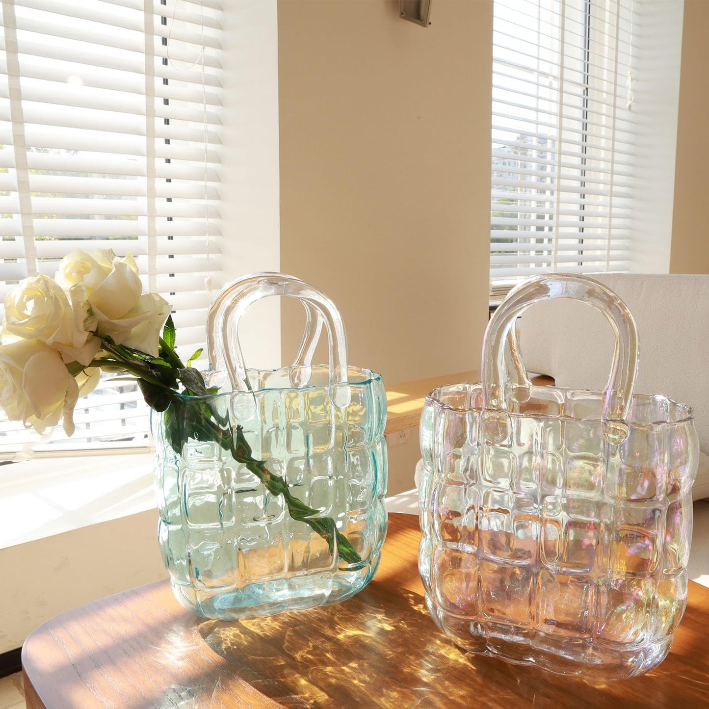Glass vase - 10.6 inch Handbag-Shaped Woven vase That can be Filled with Water to Serve as a Fish Tank. Customized Gift Box Packaging is Available- Blue
