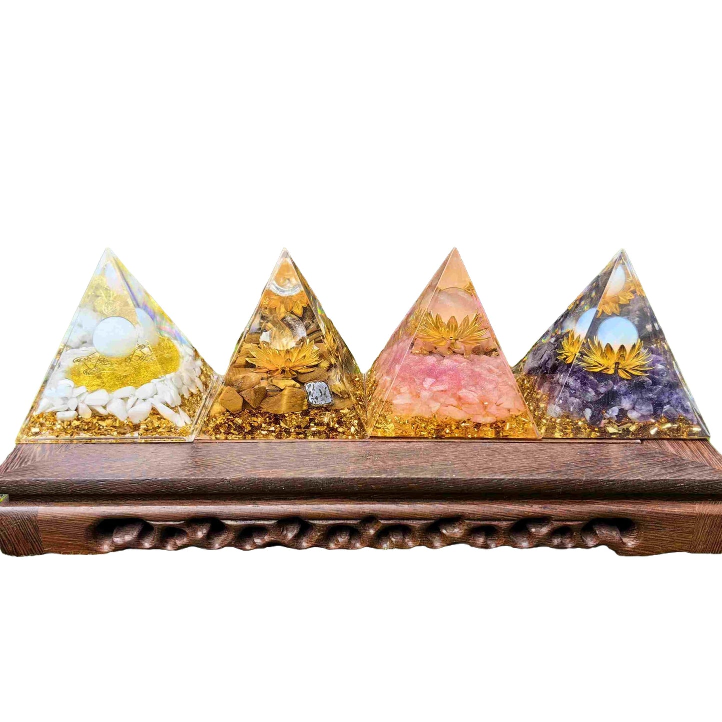 2pieces Random Orgone Pyramid for Positive Energy Stress Reduction Attracting Wealth and Luck Crystal Healing Home Decor Meditation Gift (Height：5cm,2pieces Random Pyramid)