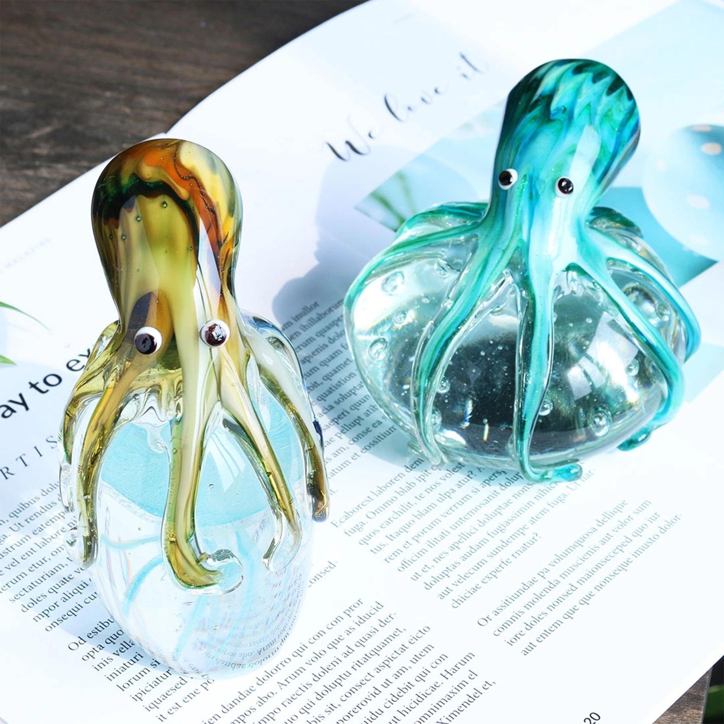 QFkris Glass Octopus Figurine for Home Decor, 5.5" Blown Glass Octopus Paperweight for Home Decoration Desk, Gift for Summer Mothers Day Thanksgiving Christmas Valentines Day
