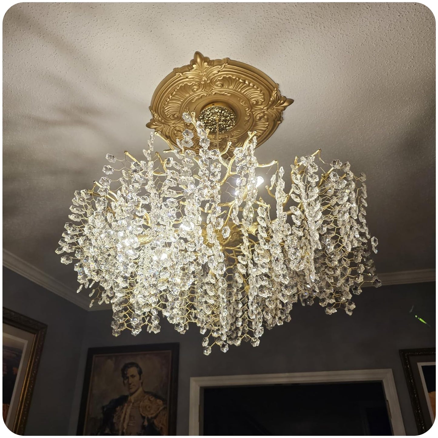 esianu Crystal Chandelier for Dining Room, D31.5 Gold Tree Branches Chandeliers, 10-Light Snowflakes Round Modern Chandeliers for Living Room Kitchen Foyer Luxury Adjustable Hanging Chandelier