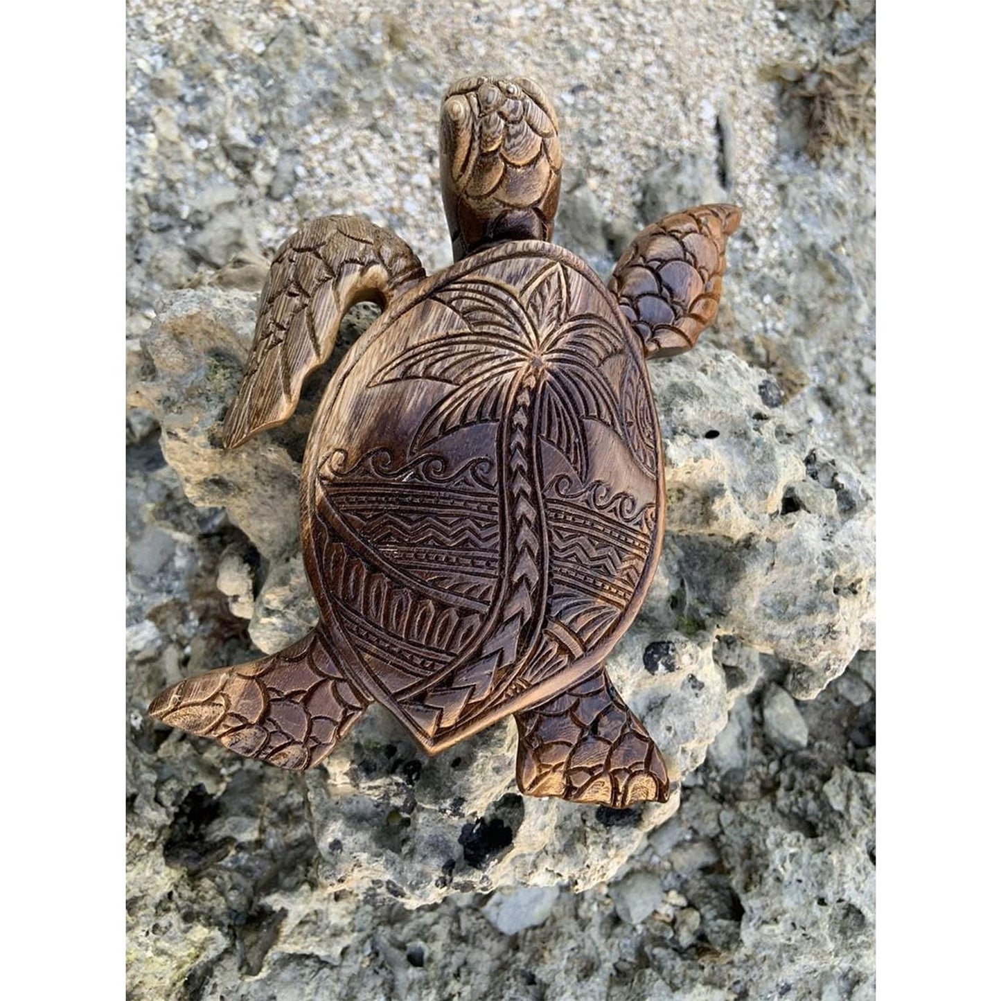 Siluyado Hawaiian Turtle Carving - Ocean Resin Turtle for Bathroom Wall Art, Beach & Restroom