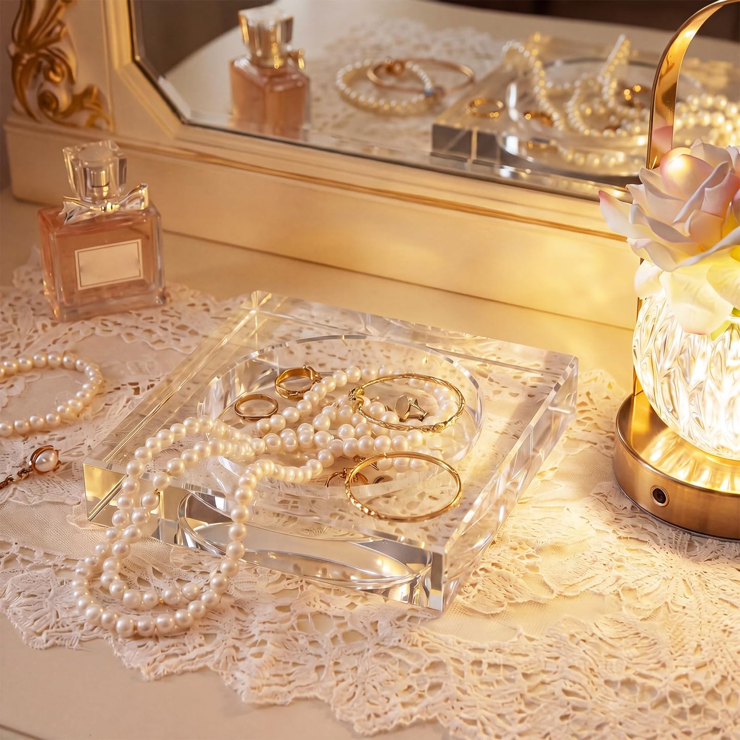 Mumufy 2 Pack Crystal Candle Dish 5.9 x 5.9 x 1.2 Inch Clear Round Cutout Candles Dish Holder Diffuser Smooth Tray Candle Plates for Home Dinning Wedding Party Decor Table Centerpiece(Clear)