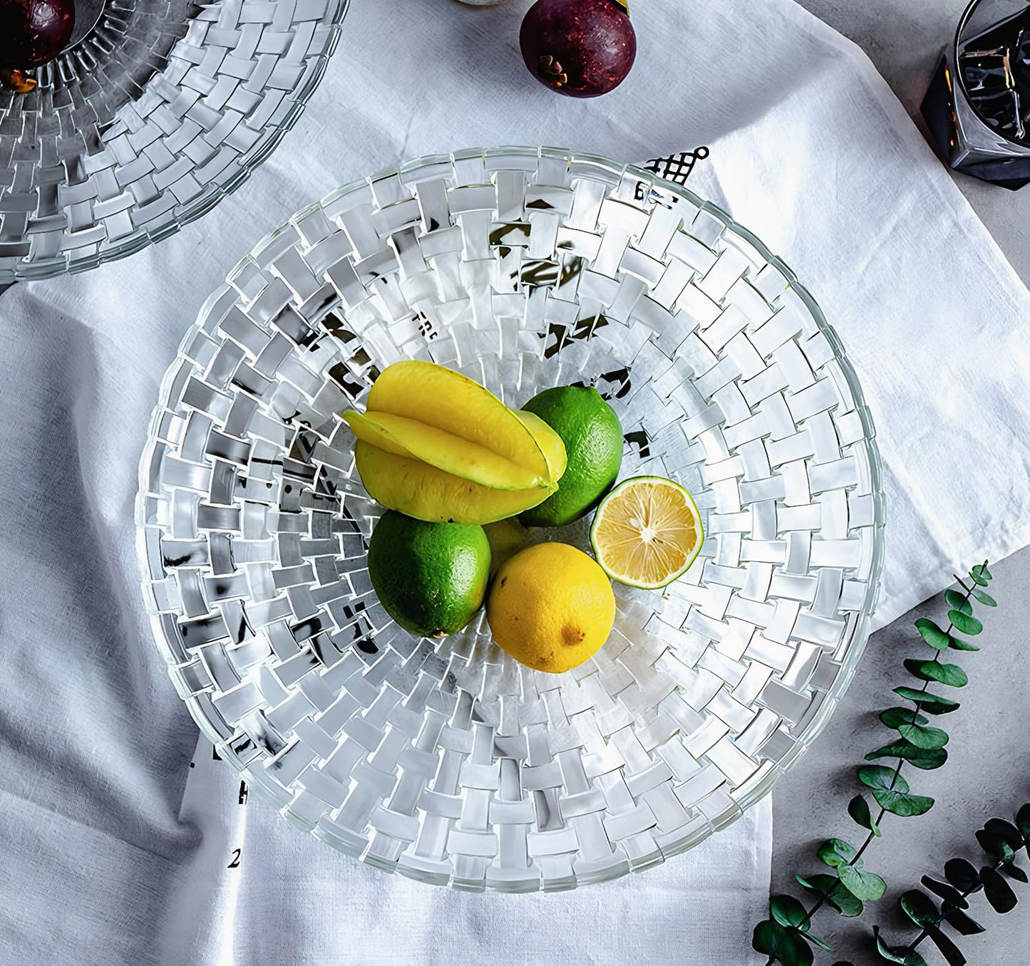 LARYVIN Woven Clear Glass Fruit Bowls Set of 2. Decoration Old Fashioned Glass Plates. 10 inch Large Salad Bowls. Suitable for Fruit, Dessert, Candy, Snack & More.