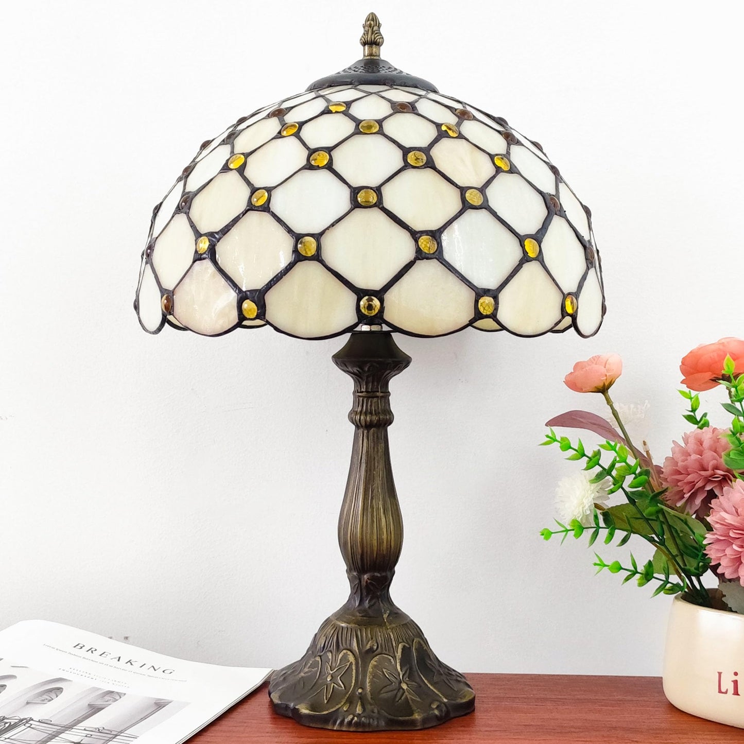 XPHMXP Tiffany Lamp Stained Glass Table Lamp - Antique Bedside Desk Reading Light With 3-Way Color LED - Living Room Nightstand 12X12X19 Inches - Home Office Desk Lamp - Cream White Pearls Style