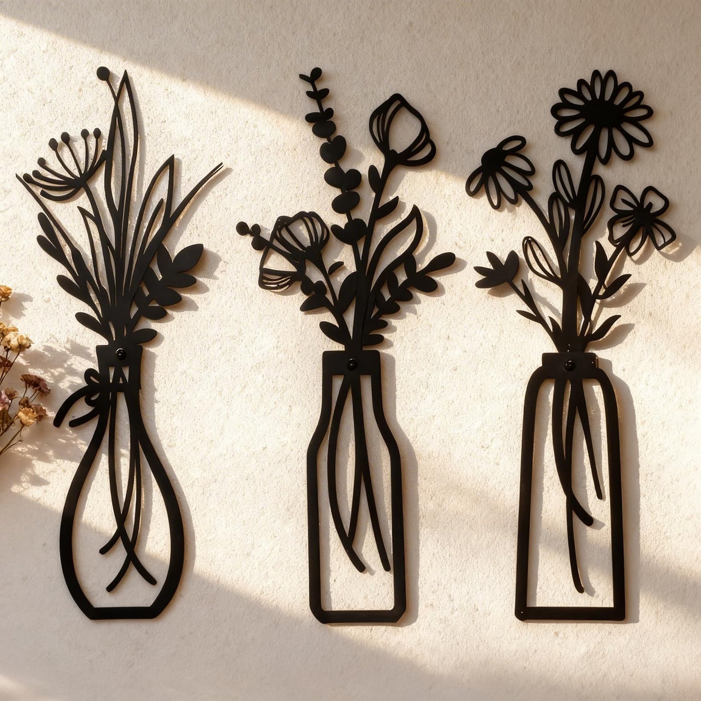Set of 3 Black Metal Flower Wall Art, Modern Farmhouse Rustic Vase Wall Decor for Living Room Bathroom Kitchen Bedroom, Elegant Gift for Housewarming Spring Mother's Day for Homeowners