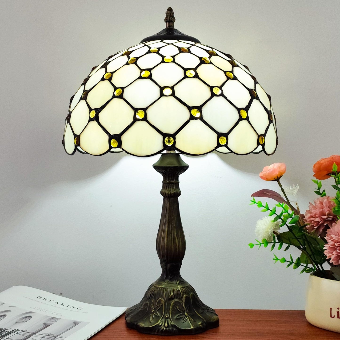 XPHMXP Tiffany Lamp Stained Glass Table Lamp - Antique Bedside Desk Reading Light With 3-Way Color LED - Living Room Nightstand 12X12X19 Inches - Home Office Desk Lamp - Cream White Pearls Style