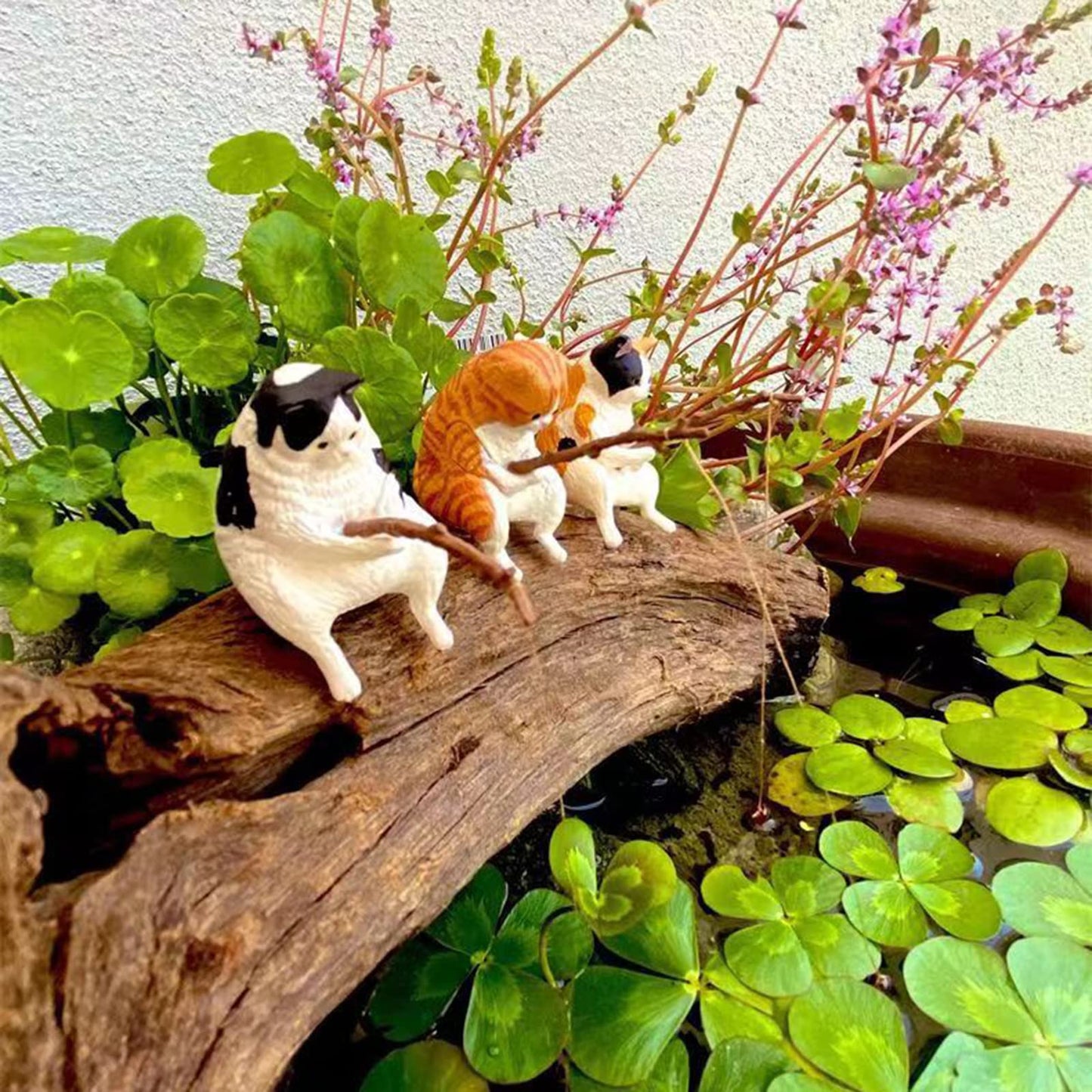 Asukohu Miniature Fishing Cat Aquarium Decor Mini Animal Figurine Statue Aquarium Animal Decorations Small Fishing Cat Miniature Figurines Set for Freshwater Saltwater Fish Tanks Decor