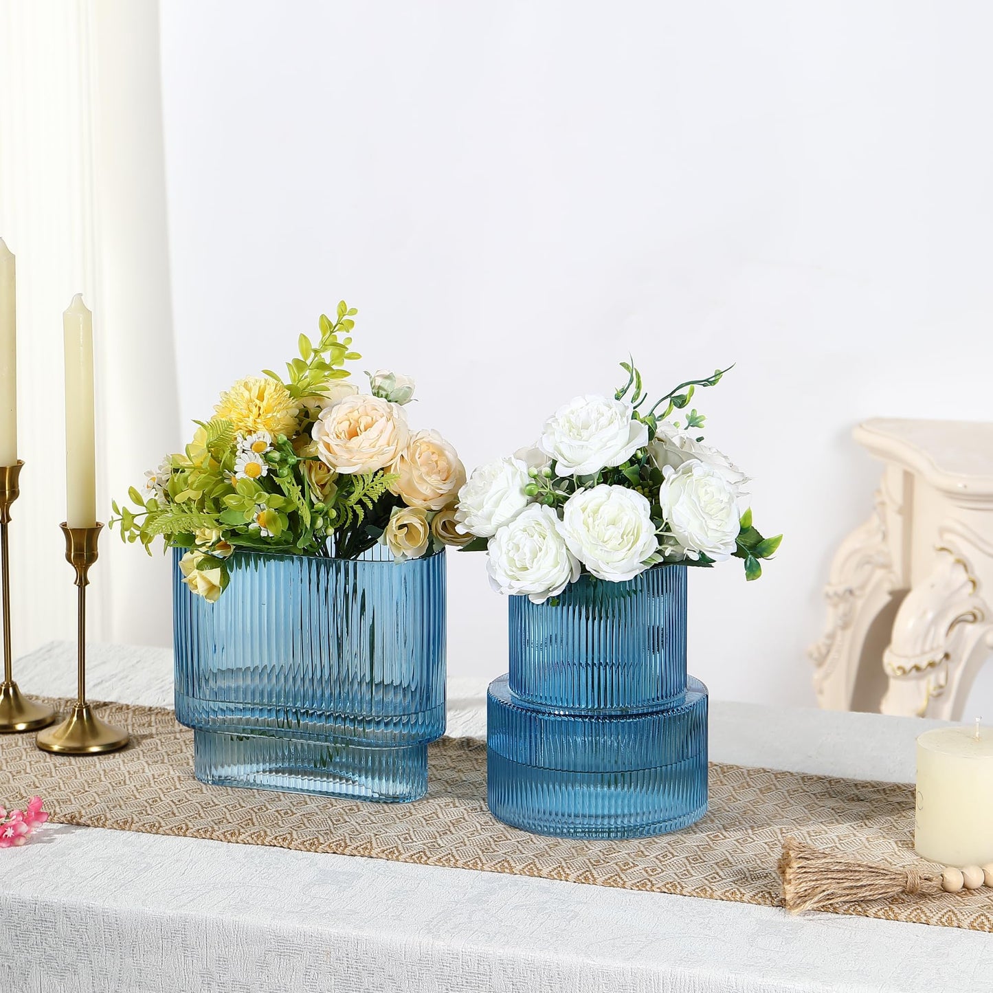 YANWE1 Blue Glass Vases, Set of 2 Ribbed Vases for Flowers, Blue Vase for Tulips, Modern Glass Vase for Living Room, Dining Table, Office, Entryway, Mantle, Bookshelf, Wedding Gifts