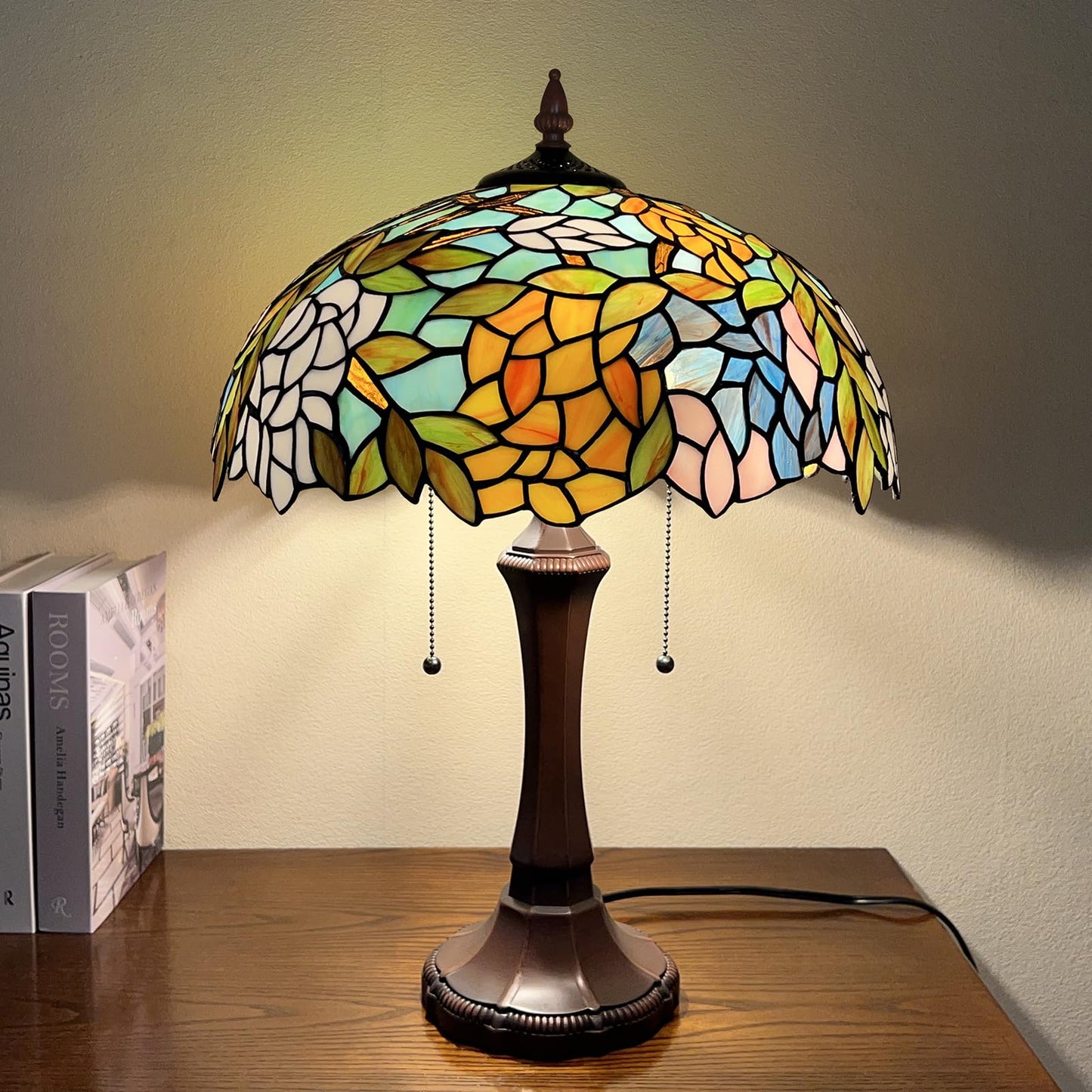 Capulina Tiffany Lamp Wisteria Stained Glass Table Lamp 2-Light