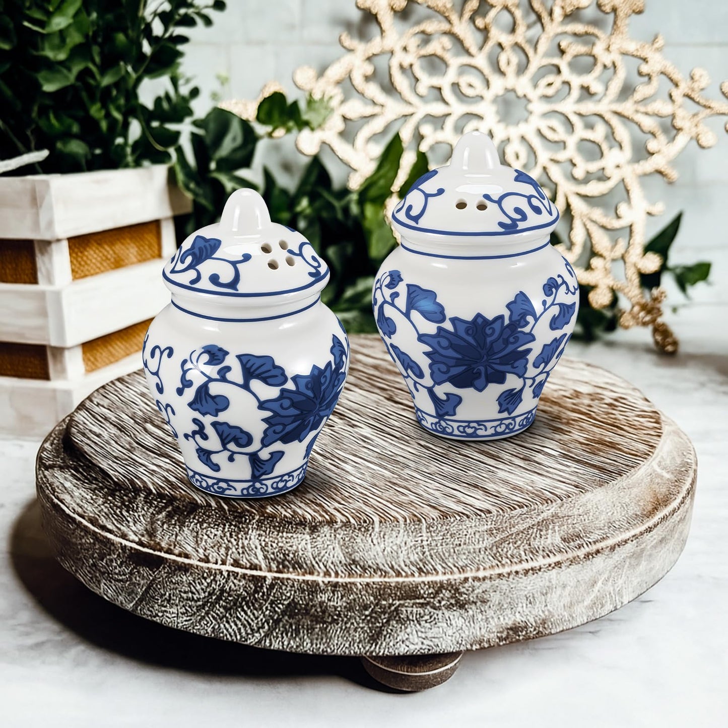 Honeydak 2 Pcs Chinoiserie Mini Ginger Jar Salt and Pepper Shakers Set in Gift Box Ceramic Jar Design, Elegant Blue & White Porcelain Spice Containers for Dining Table
