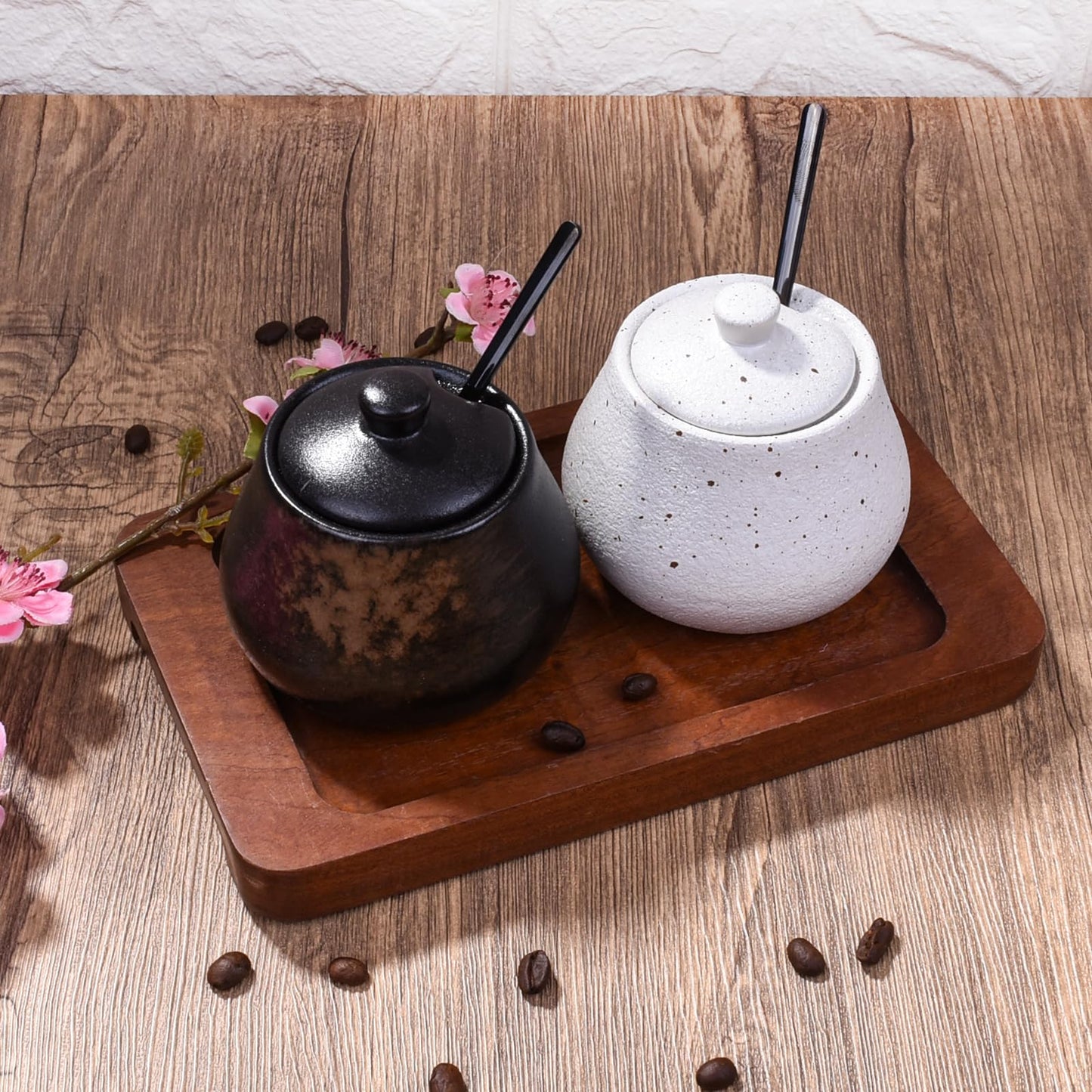 BOSILI Ceramic Sugar Jar Set of 2, Condiment Canisters with Lids and Spoons, Black and White Storage Containers for Sugar, Salt, Spices and Jam