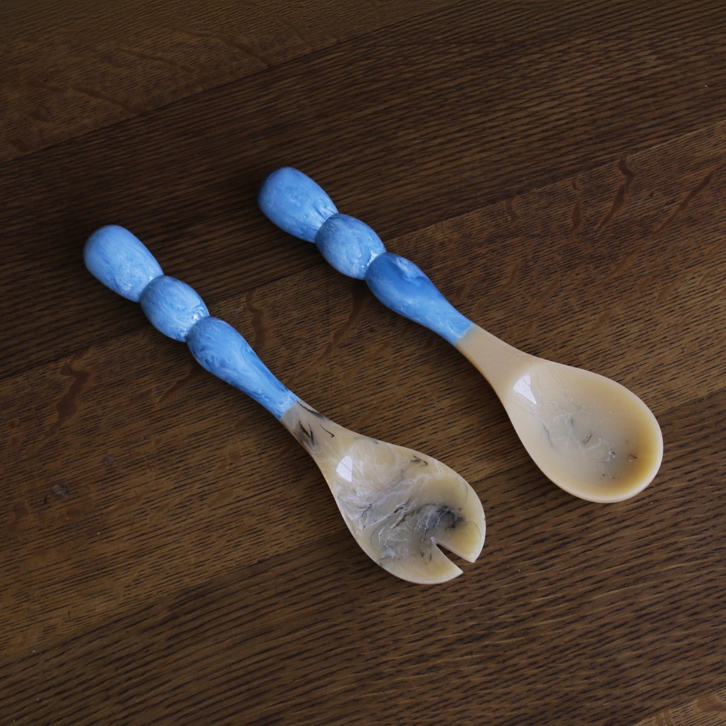 Beatriz Ball RESIN Rio Bubble Salad Servers (Blue) – Hand-Poured, Stylish, Lightweight & One-of-a-Kind Artisanal Serveware