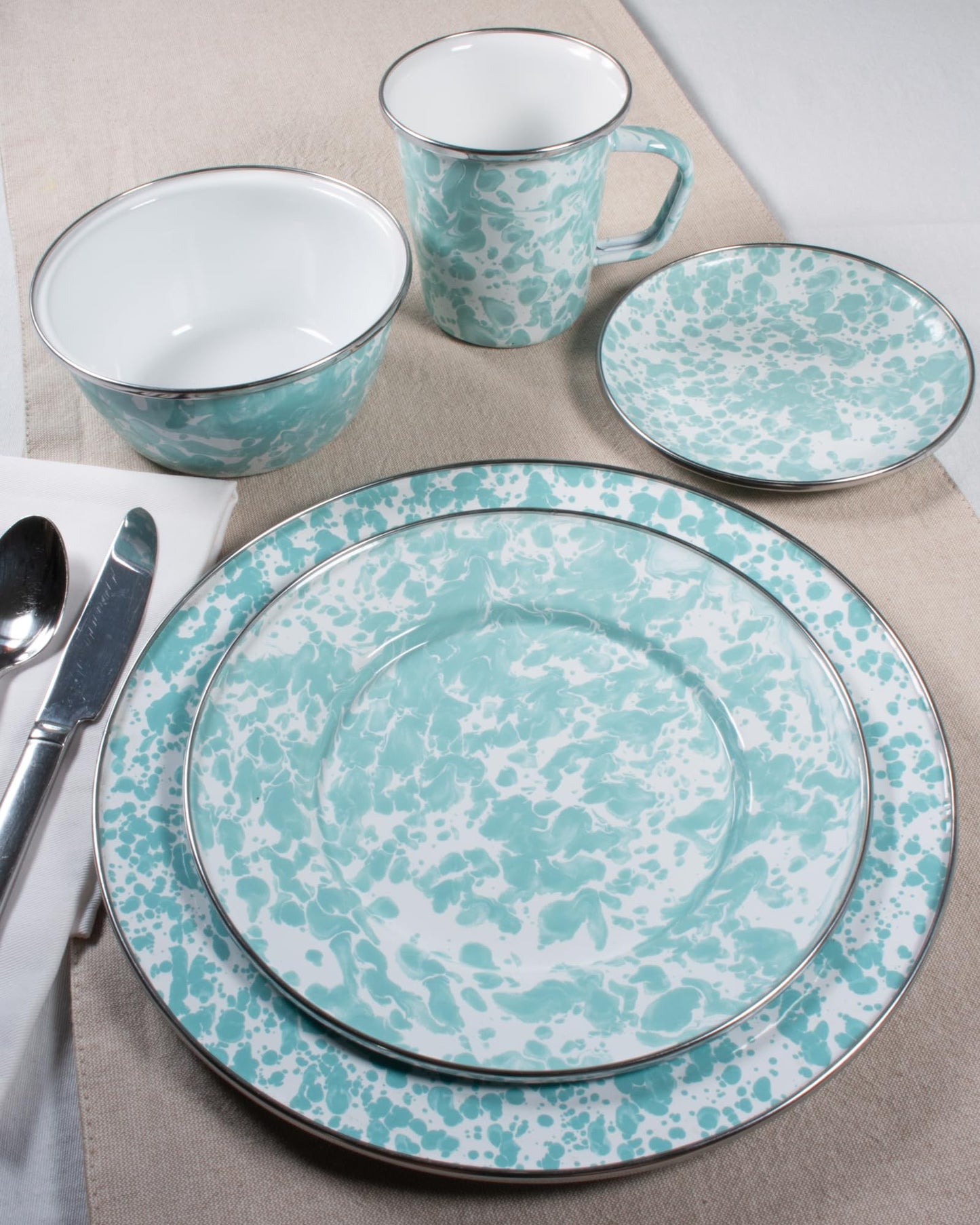 Golden Rabbit Enamelware Salad Bowls, 24 ounce, Sea Glass, Set of 4