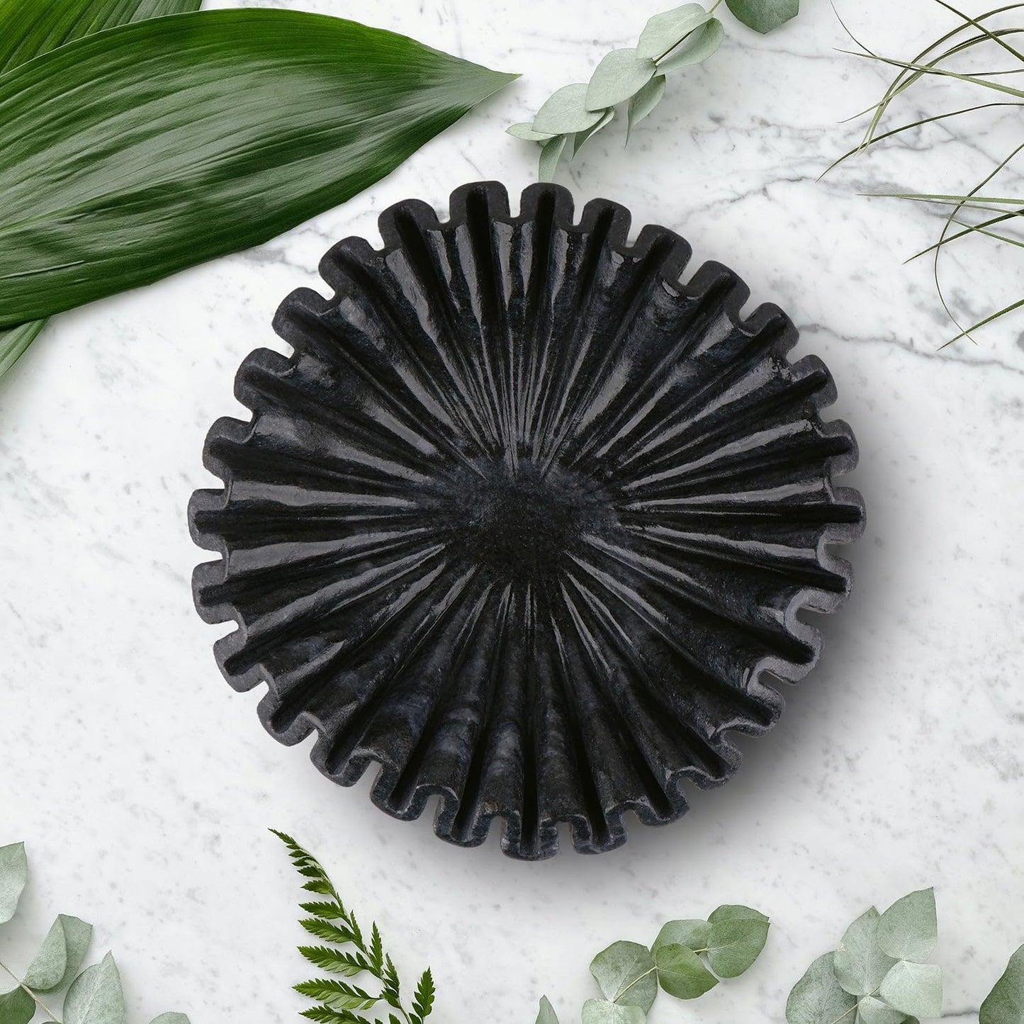 LE HOME DECOR Black Marble Ruffle Bowl/Antique Marble Scallop Dish/Natural Stone Jewellery Dish/Catchall Bowl/Table Centrepiece/Decorative Floral Urli/HouseWarming Gift/Urli (9 Inches)
