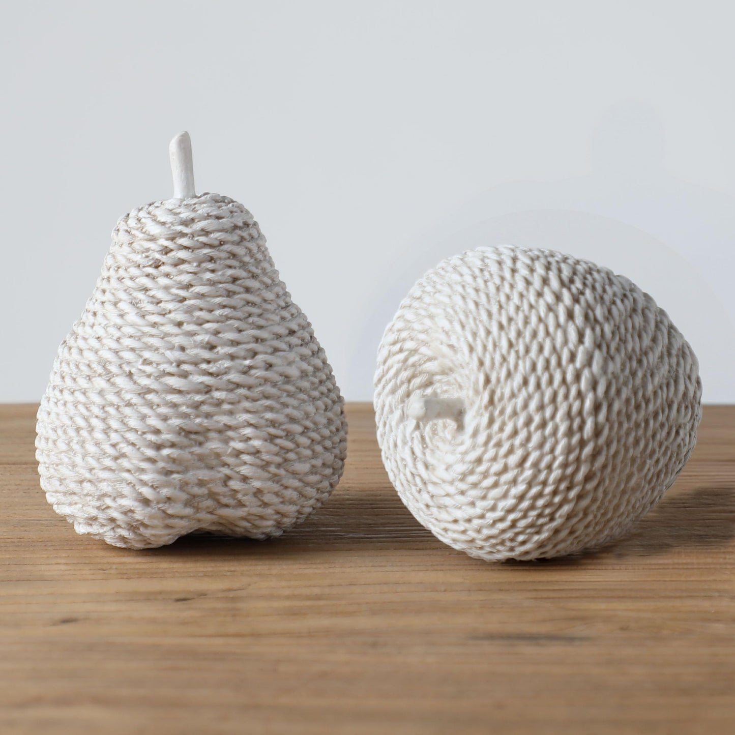Huey House Apple and Pear Figurine Set of 2, Cream-White Resin Fruit Decor