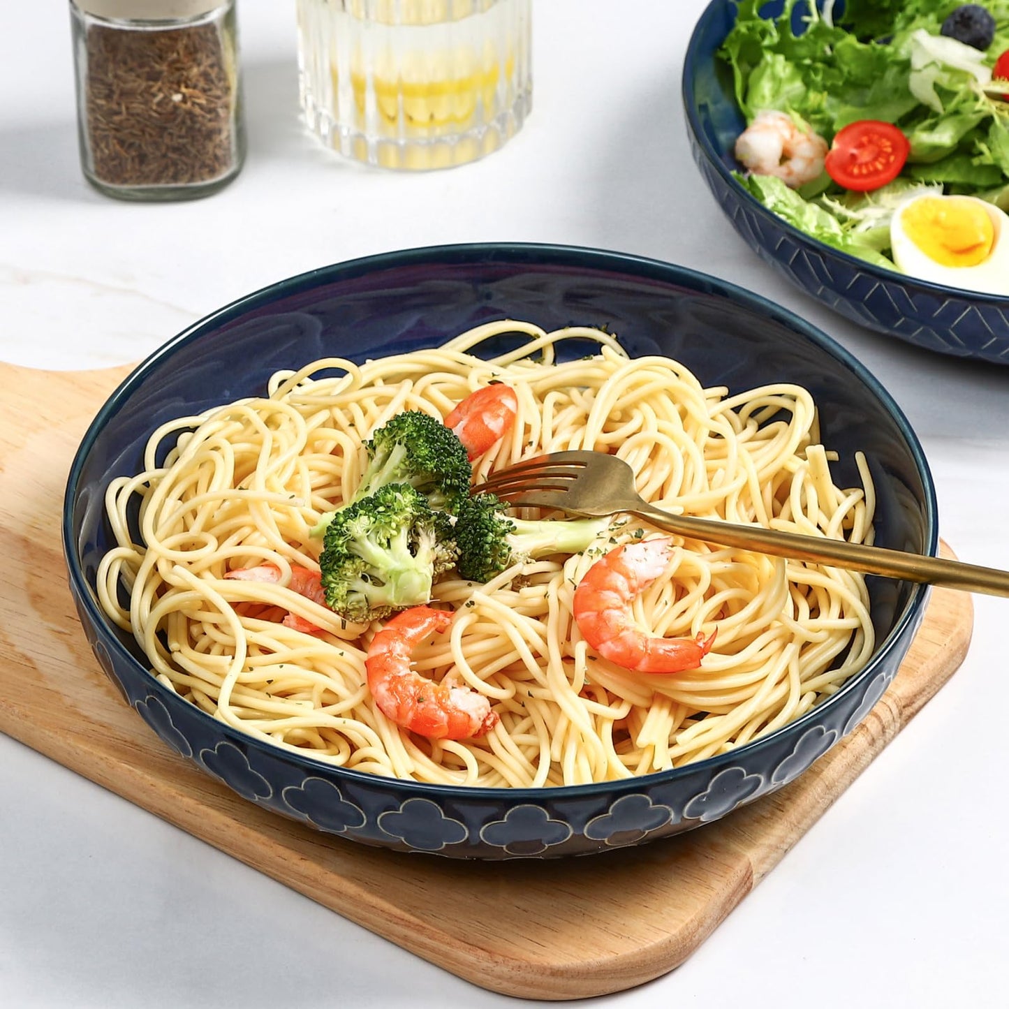 Sureasy 9.7" Pasta Bowls Set of 4-42 oz Large Salad Bowls for Kitchen, Embossed Ceramic Serving Bowls for Fruits, Soup, Pasta and Salad, Microwave & Dishwasher Safe, Blue