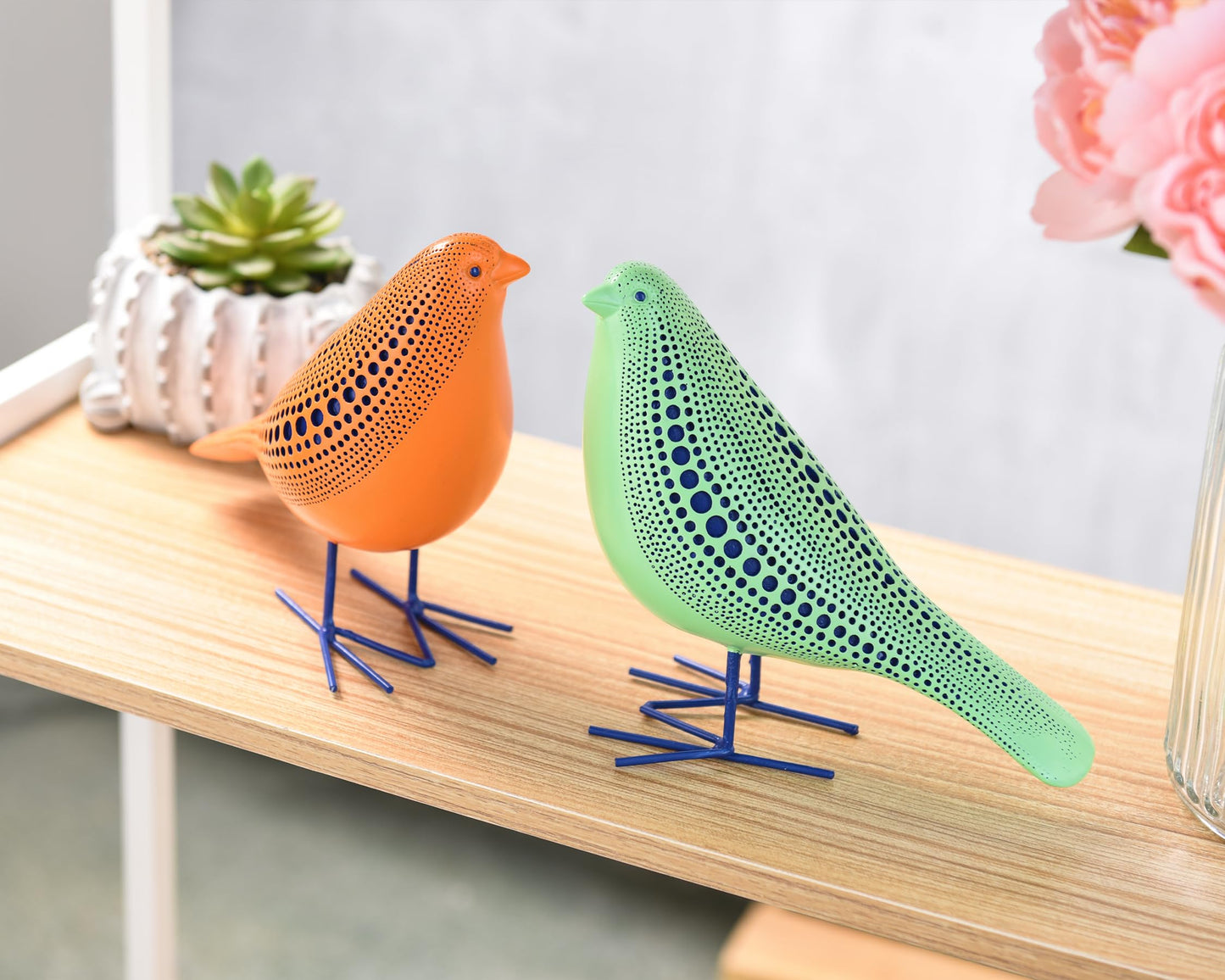 Quoowiit Bird Figurine, Modern Sculpture and Statues for Home Decor, Animal Statues for Bookshelf, Table, Entryway, Fireplace, Resin Decorative Sculpture with Chic Polka Dots Art Design (Green)