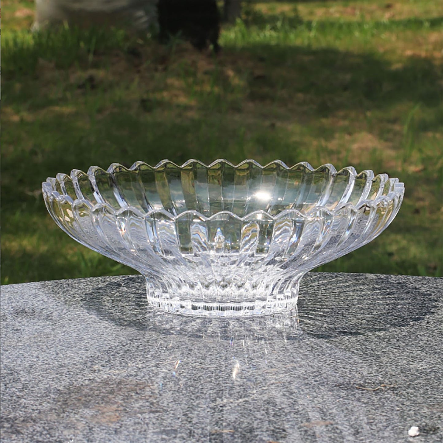Rxcvkmw Glass Fruit Bowl or Decorative Bowl, used for Kitchen counter or living room center table decoration, 12 inch Fruit Bowl or Center Bowl (White)