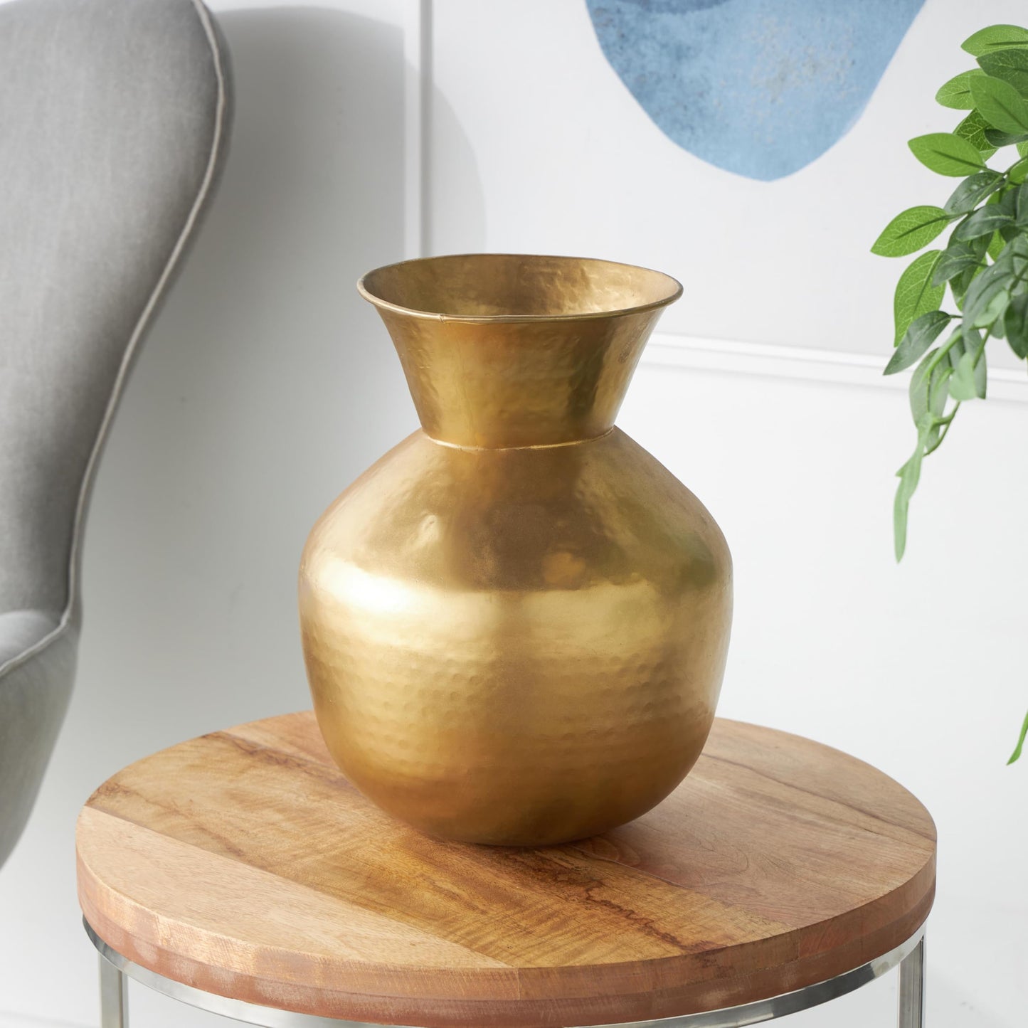 Deco 79 Metal Decorative Vase Hammered Spotted Centerpiece Vase with Fluted Top, Flower Vase for Home Decoration 10" x 10" x 13", Gold