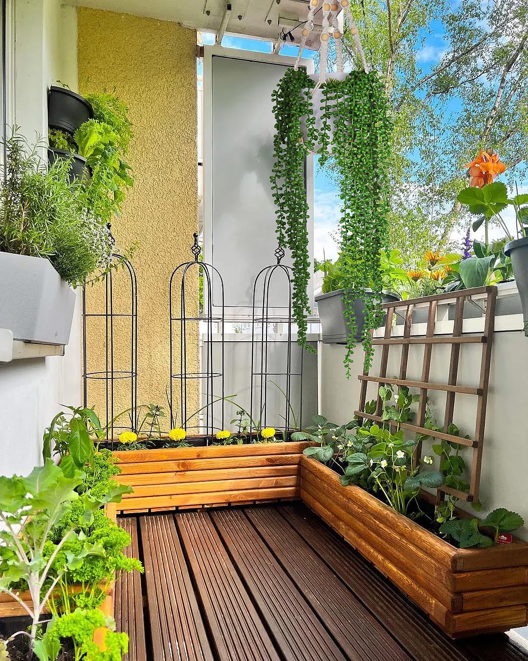 RECUTMS Artificial Succulents Hanging Plants 3pcs Fake Hanging Plants String of Pearls Faux Greenery Wall Plant Spring Summer Indoor Outdoor Home Garden Bookshelf Office Wedding Graduation Party Decor