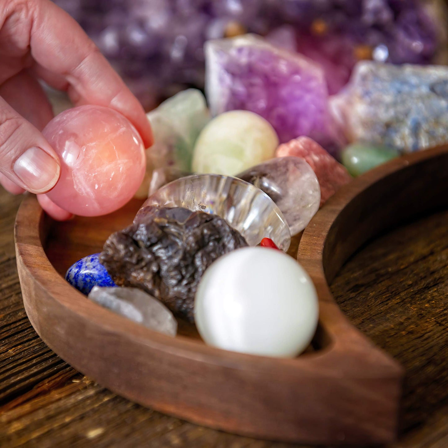 Curawood Crescent Moon Tray - Showcase Your Gems, Healing Stones & Treasures - 10x5 Wooden Crystal Display Tray, Crystal Holder for Stones Display Shelf, Gemstone Rock Holder Charging Bowl, Walnut, L