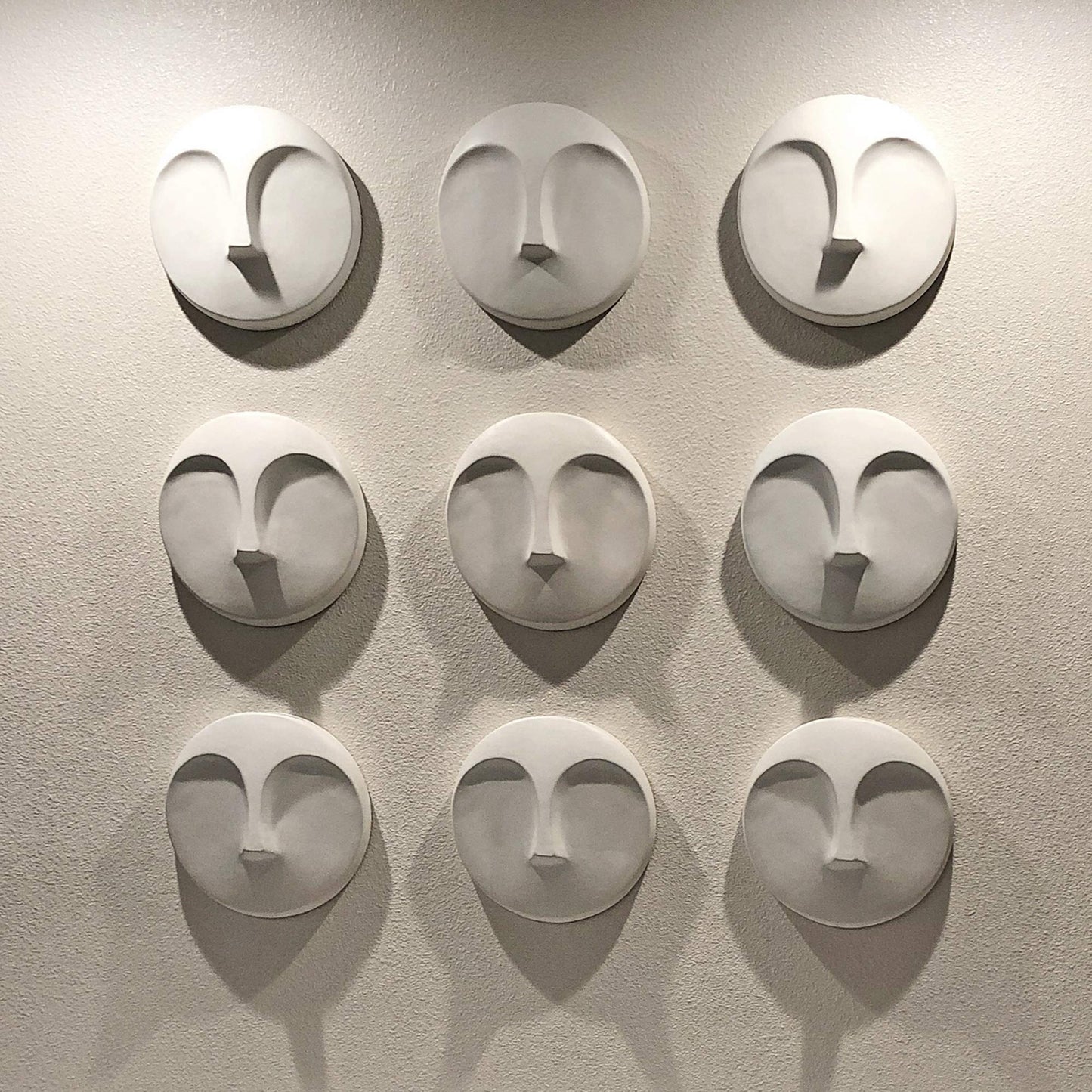 Howard Elliott Collection Ceramic Face Wall Vase, Contemporary Matte White Glaze Decorative Accent, Water-Holding Vase, Ready to Hang Wall Decor, 10H x 10W x 3D, Matte White