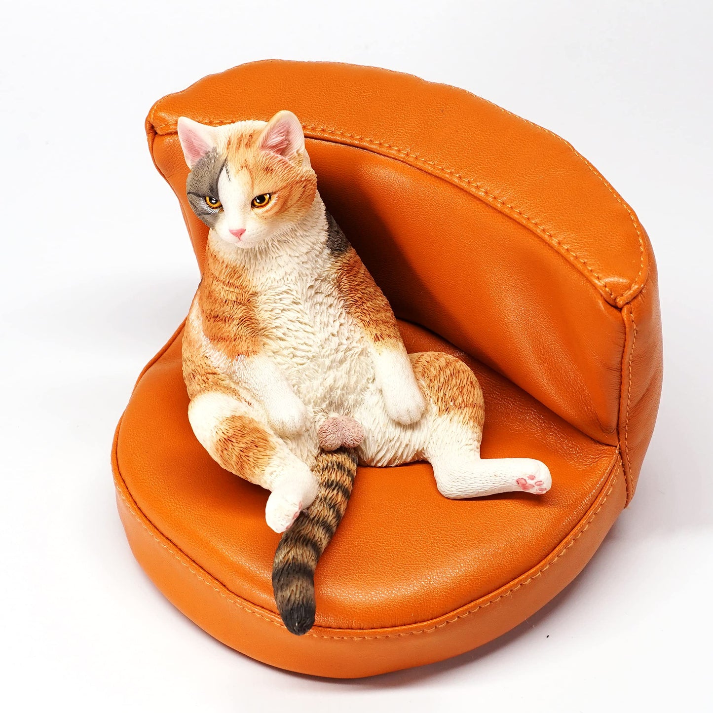 MMOS X JXK Orange Cat Resin Cat Decorations, Home Decor Cat Statue for Desktops, Durable Polyresin with Intricate Details for Cat Lovers